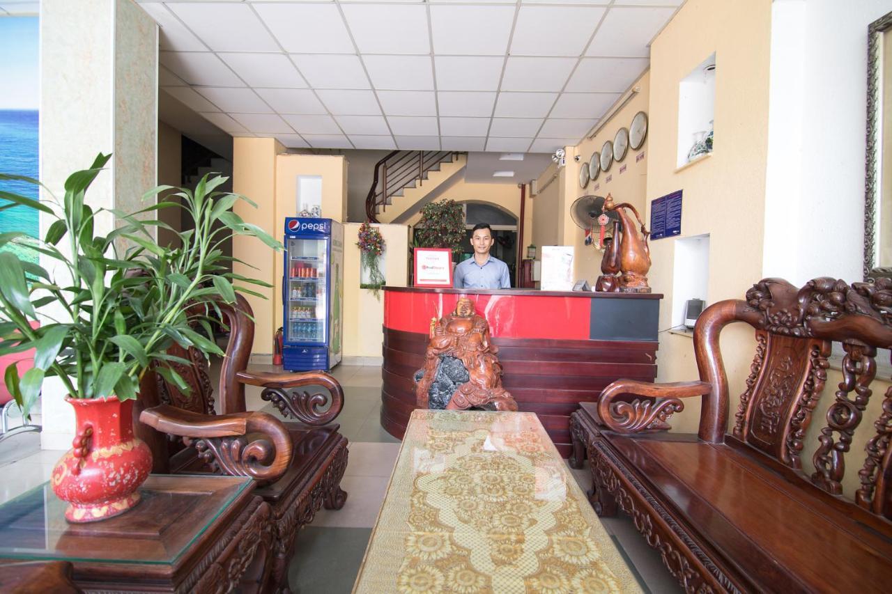 Reddoorz Plus Near Aeon Mall Tan Phu 2 مدينة هوشي منه المظهر الخارجي الصورة