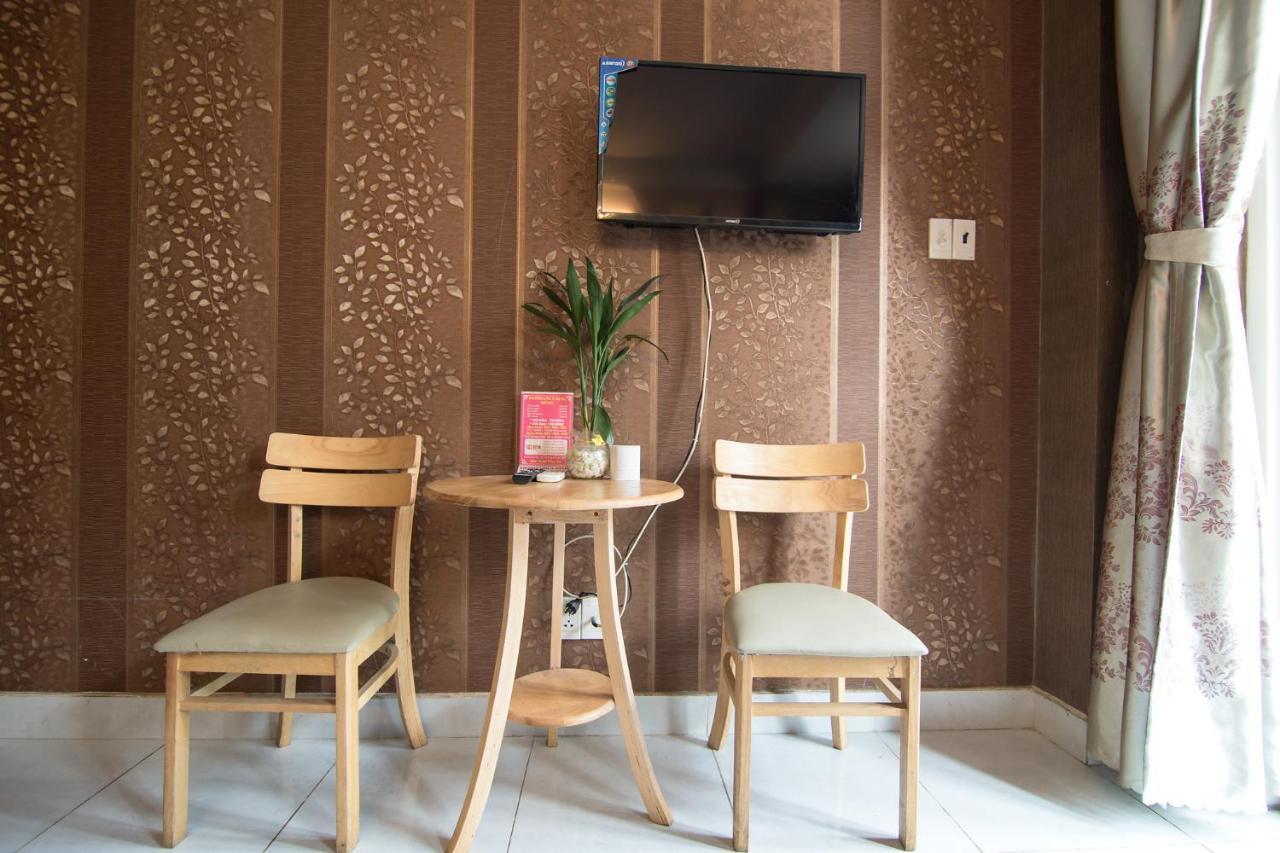 Reddoorz Plus Near Aeon Mall Tan Phu 2 مدينة هوشي منه المظهر الخارجي الصورة