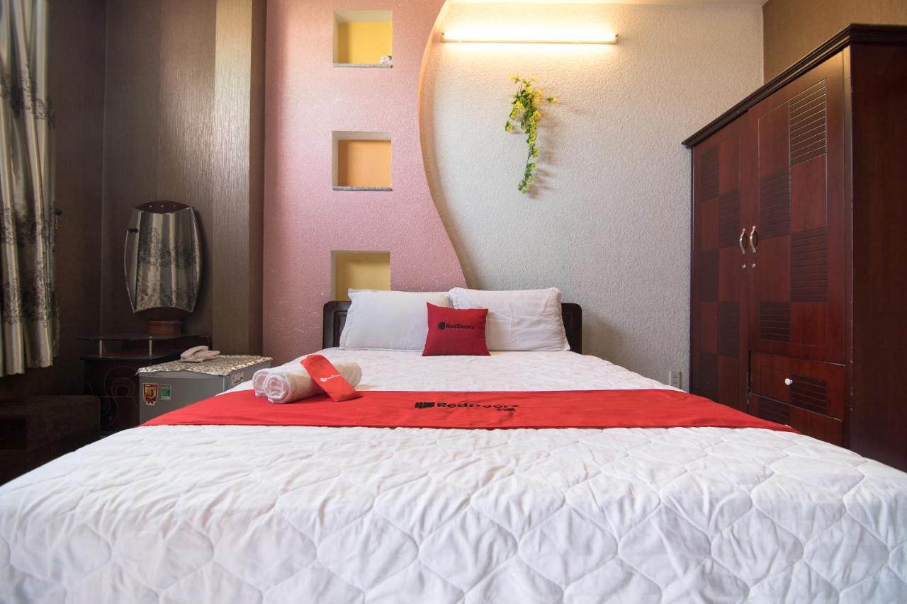 Reddoorz Plus Near Aeon Mall Tan Phu 2 مدينة هوشي منه المظهر الخارجي الصورة