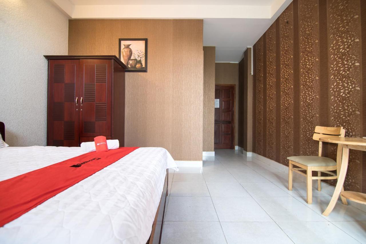 Reddoorz Plus Near Aeon Mall Tan Phu 2 مدينة هوشي منه المظهر الخارجي الصورة